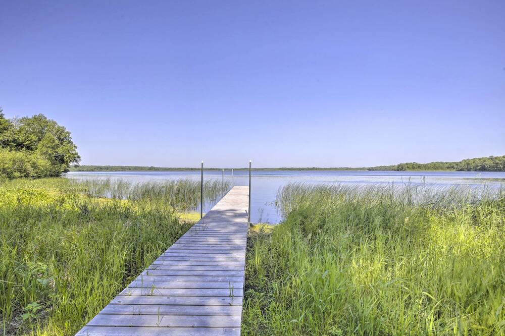 Photo of Others in Brill