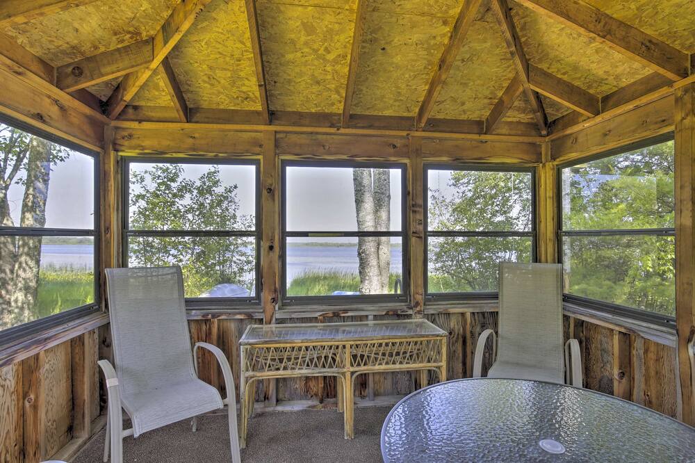 Photo of Others in Brill