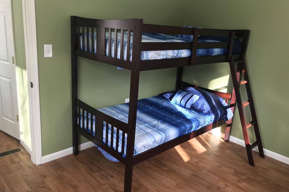 Photo of Others in Town of Smyrna