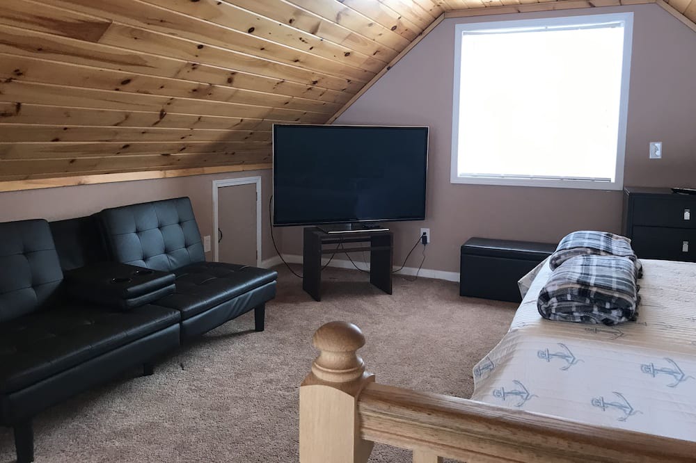 Photo of Others in Town of Smyrna