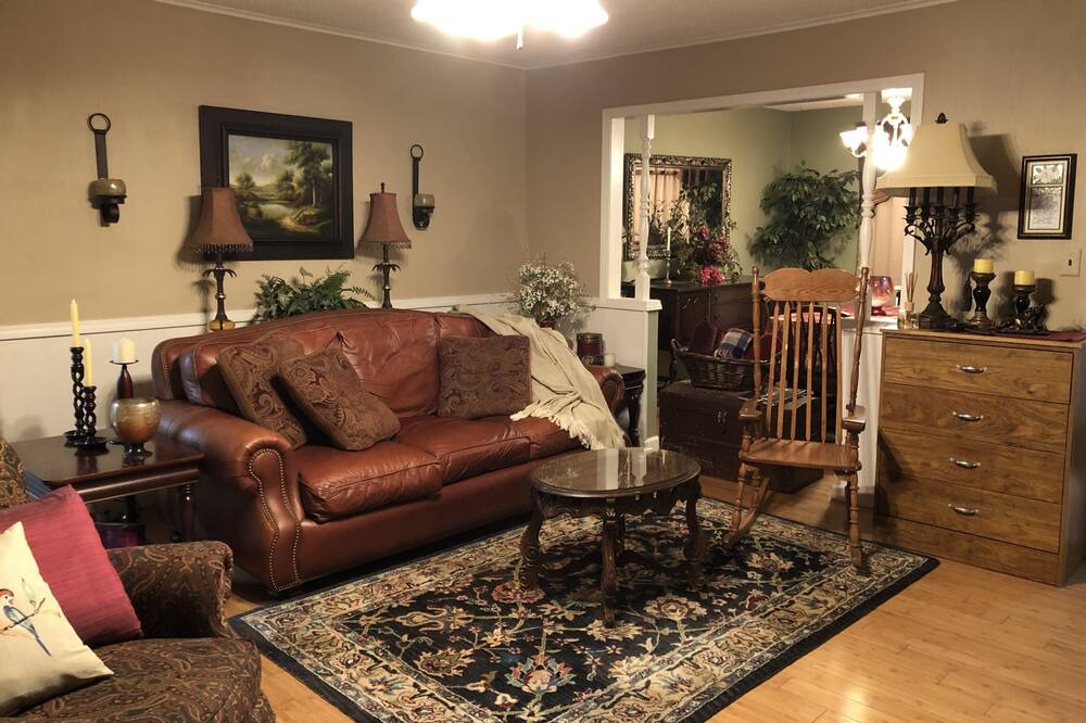 Photo of Livingroom in Springfield