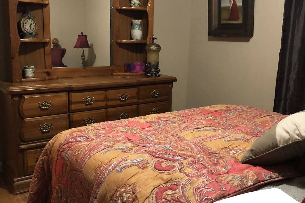 Photo of Bedroom in Springfield