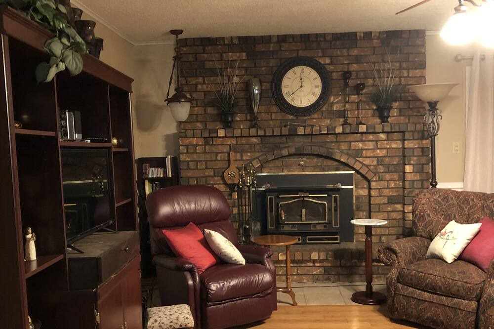 Photo of Livingroom in Springfield