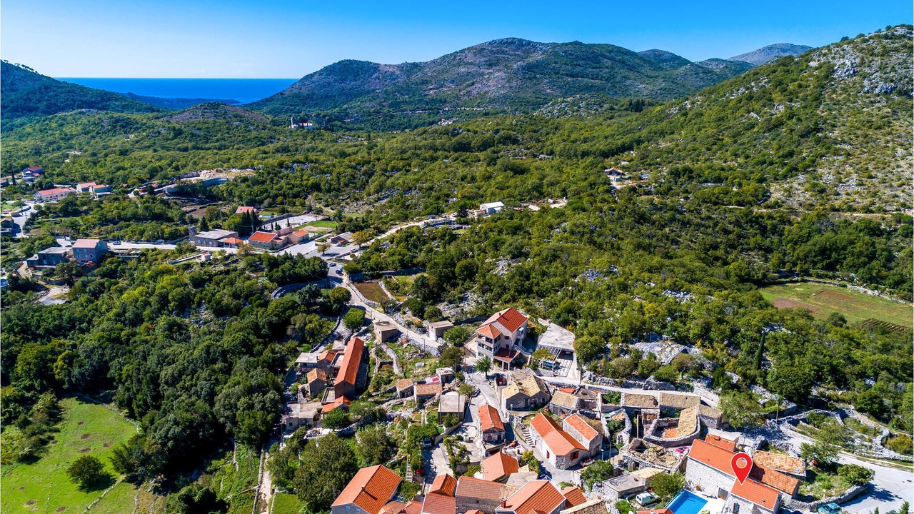 Photo of Outdoor in Gromaca