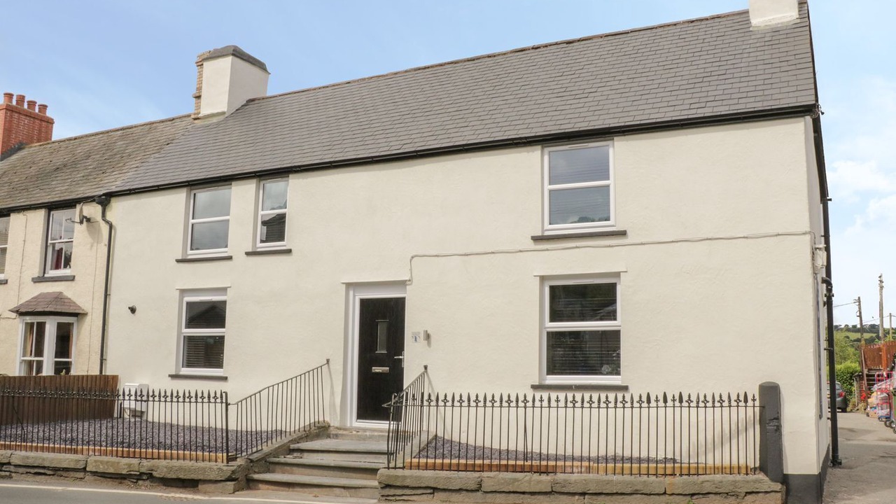 Photo of Bathroom in Corwen