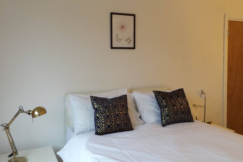 Photo of Bedroom in Binley