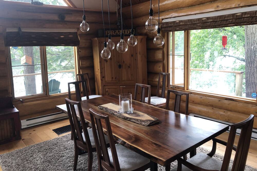Photo of Kitchen in Val-des-Monts