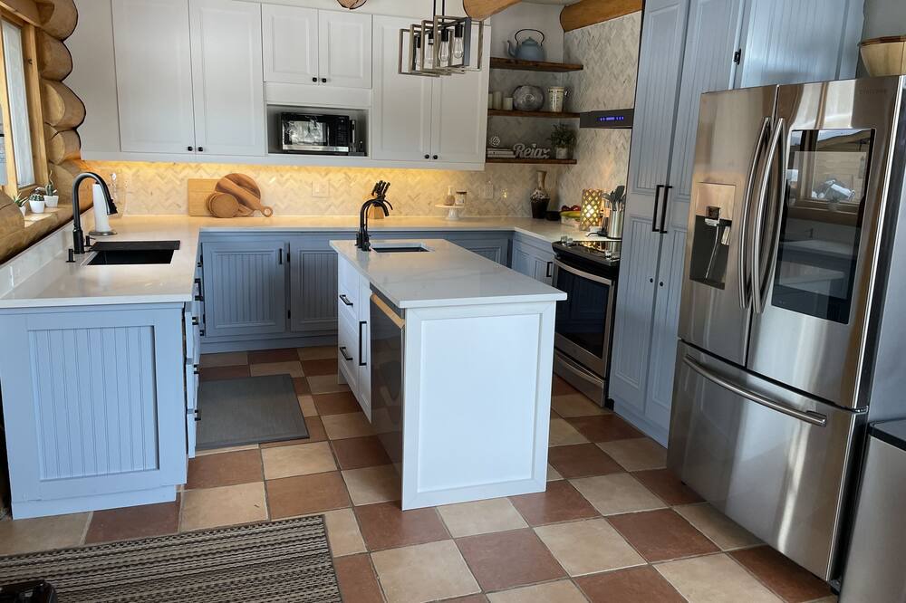 Photo of Kitchen in Val-des-Monts