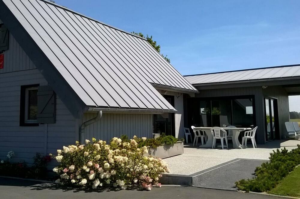 Photo of Outdoor in Saint-Martin-aux-Buneaux