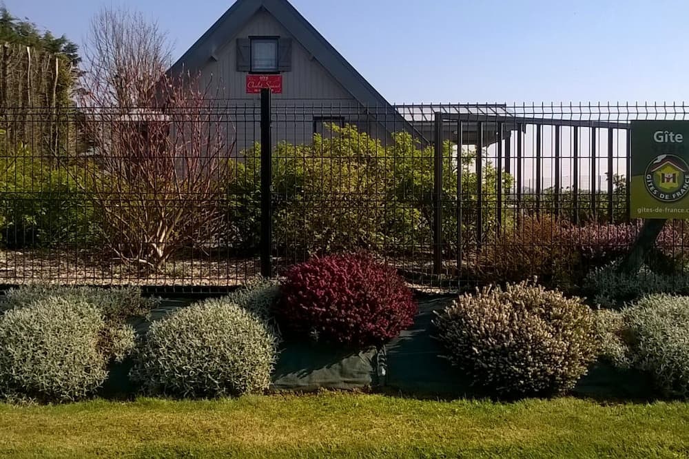 Photo of Outdoor in Saint-Martin-aux-Buneaux