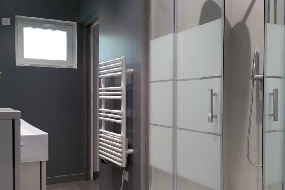 Photo of Bathroom in Vatteville La Rue