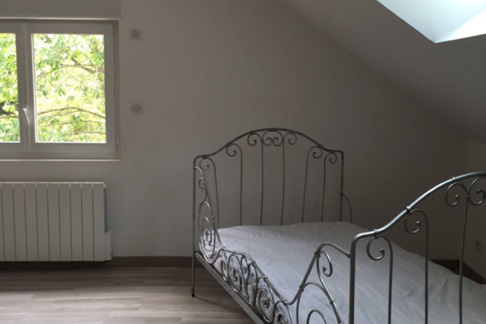 Photo of Bedroom in Vatteville La Rue