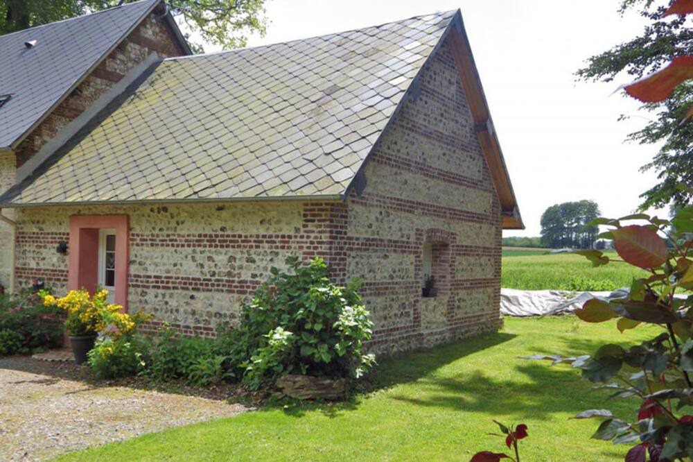 Photo of Outdoor in Annouville-Vilmesnil