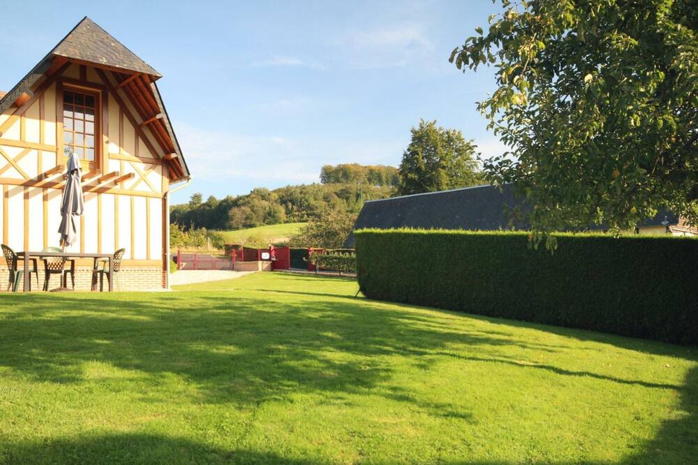 Photo of Outdoor in Muchedent