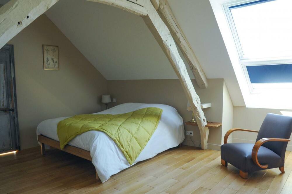 Photo of Bedroom in Le Hanouard