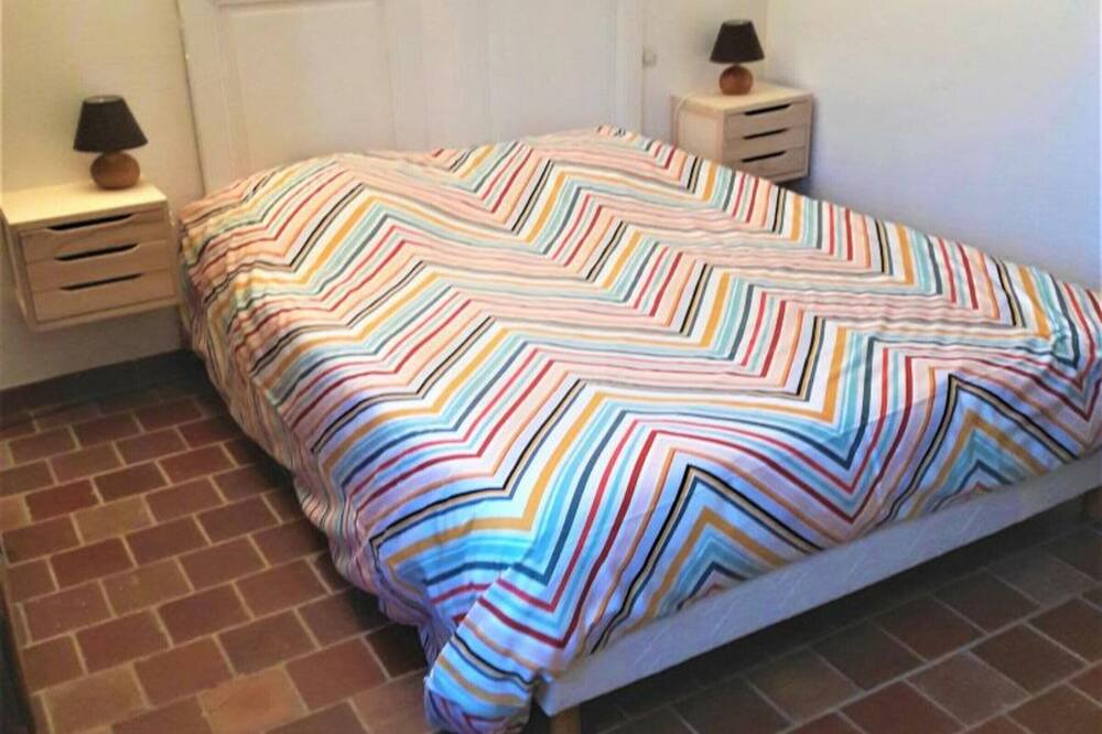Photo of Bedroom in Manehouville