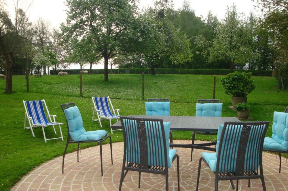 Photo of Patio Balcony in Manehouville
