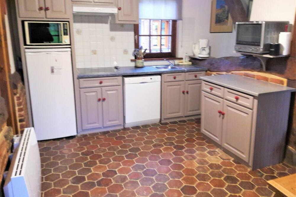 Photo of Kitchen in Manehouville
