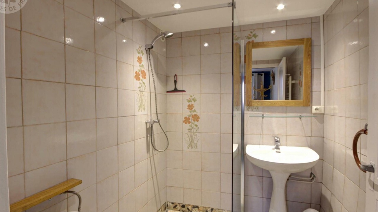 Photo of Bathroom in Parigny