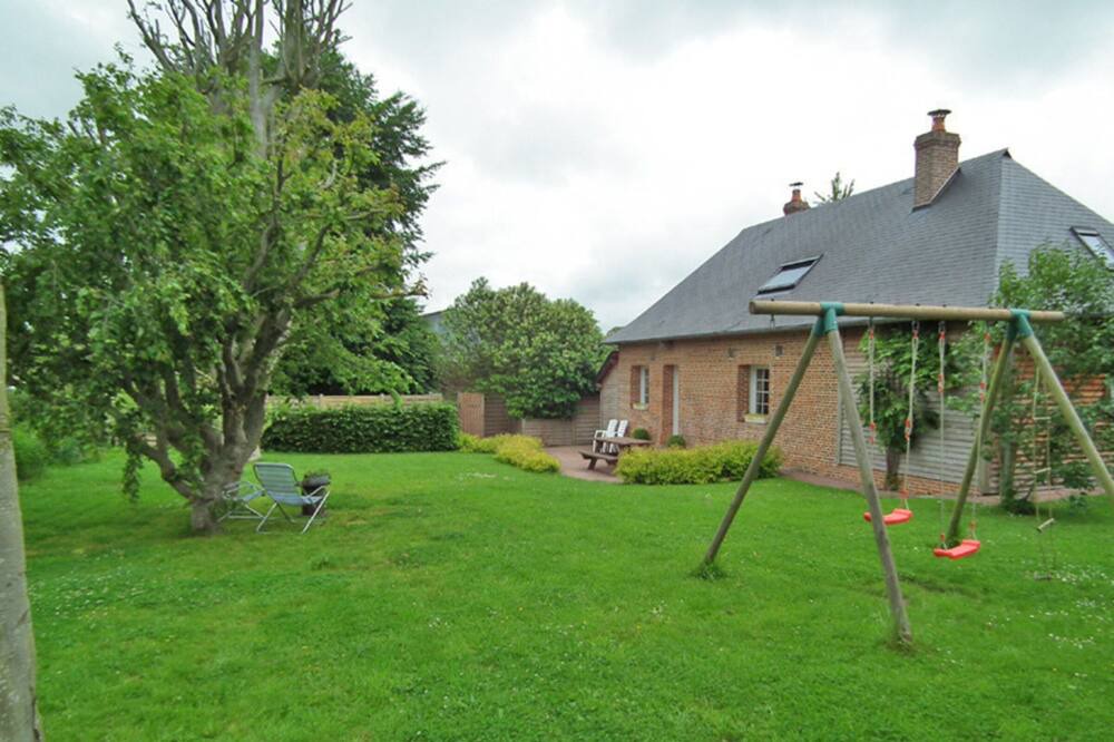 Photo of Outdoor in Bailleul-Neuville