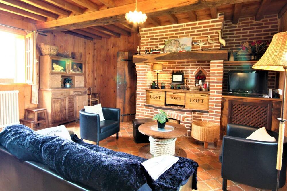Photo of Livingroom in Bailleul-Neuville