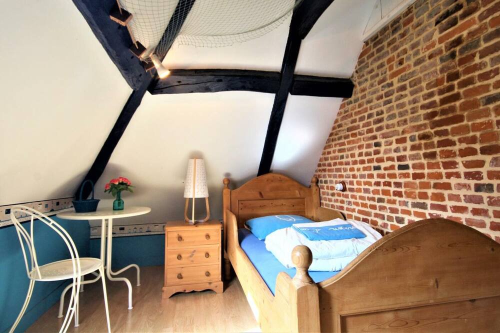 Photo of Bedroom in Bailleul-Neuville