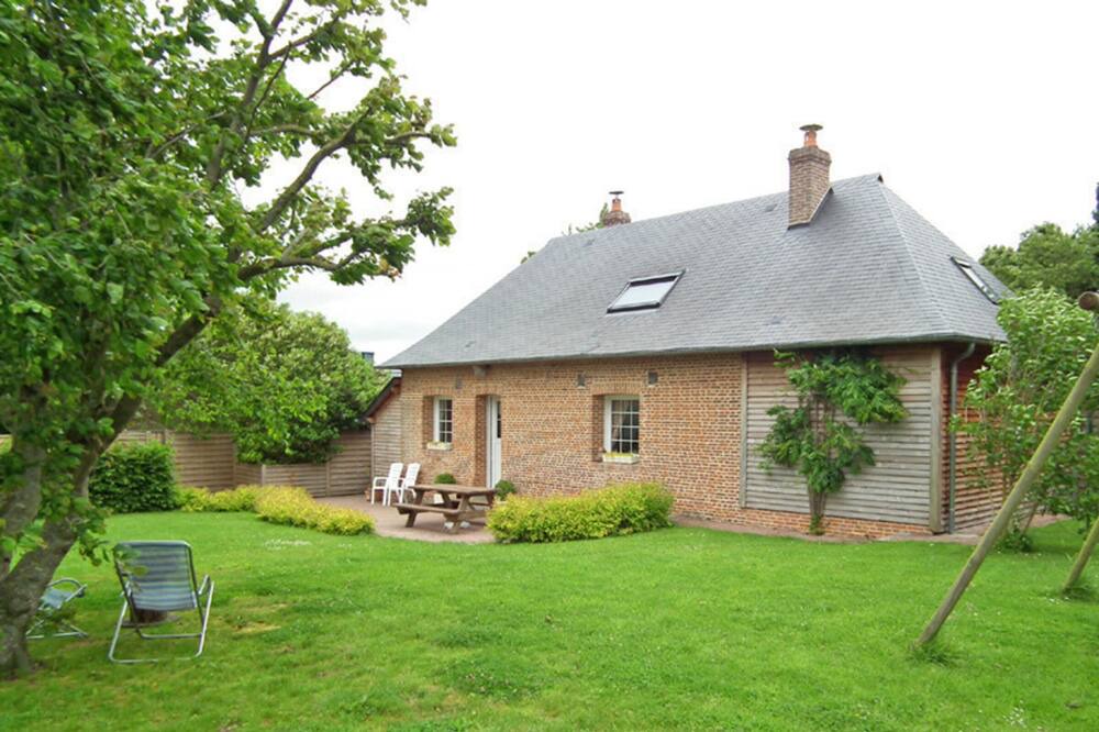 Photo of Outdoor in Bailleul-Neuville