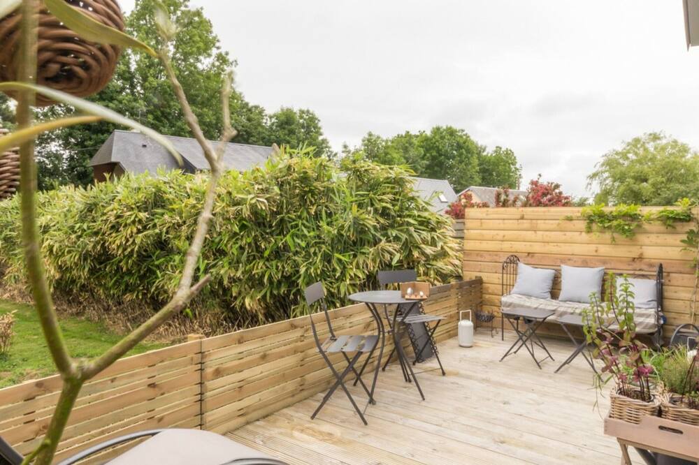 Photo of Patio Balcony in Octeville-sur-Mer