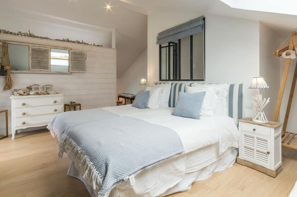 Photo of Bedroom in Octeville-sur-Mer
