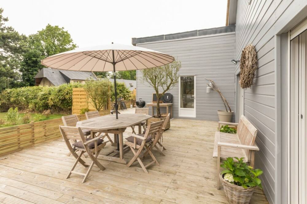 Photo of Patio Balcony in Octeville-sur-Mer