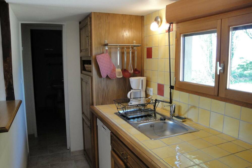 Photo of Kitchen in Paluel