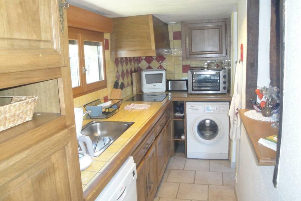 Photo of Kitchen in Paluel