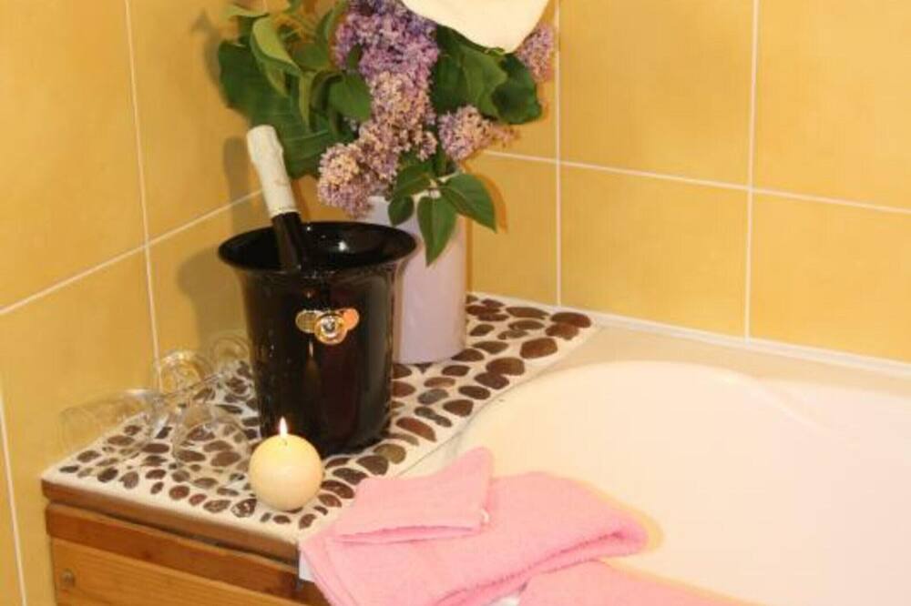 Photo of Bathroom in Gerponville