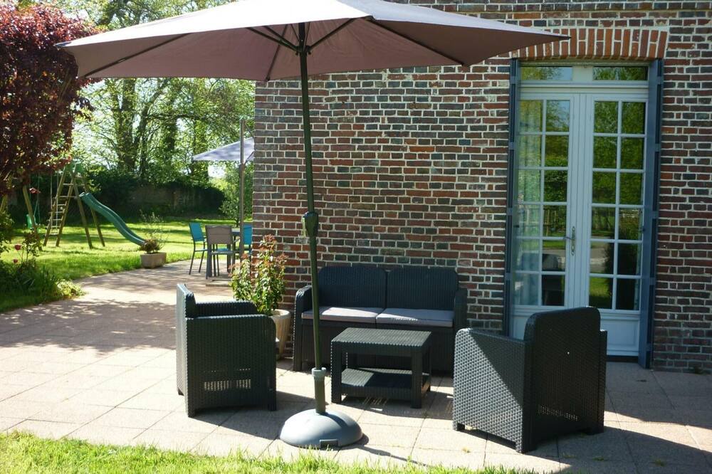 Photo of Outdoor in Catenay