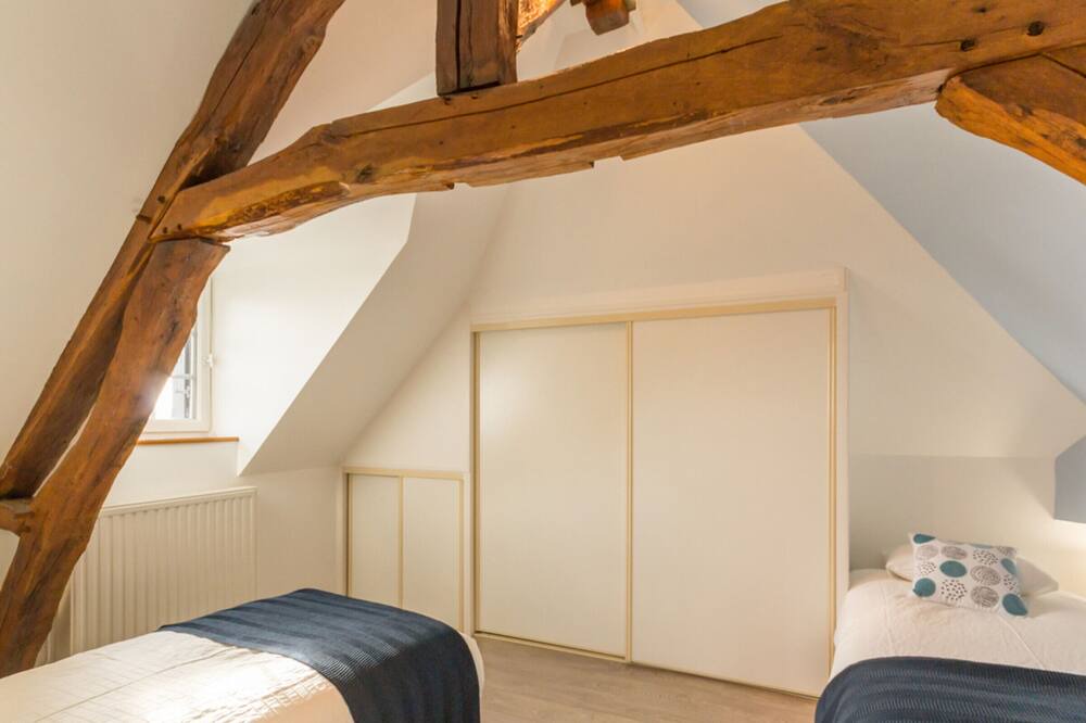 Photo of Bedroom in Catenay