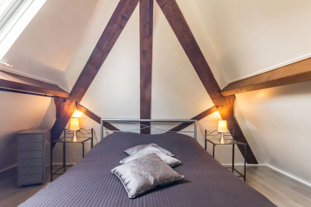 Photo of Bedroom in Angerville-l'Orcher