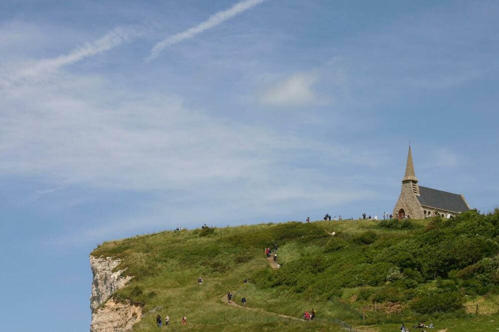 Photo of Others in Etretat