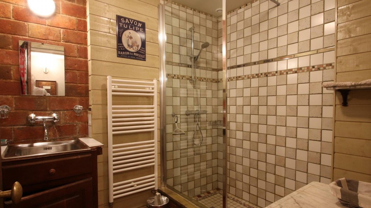 Photo of Bathroom in Forges