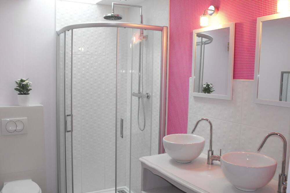 Photo of Bathroom in Le Tilleul