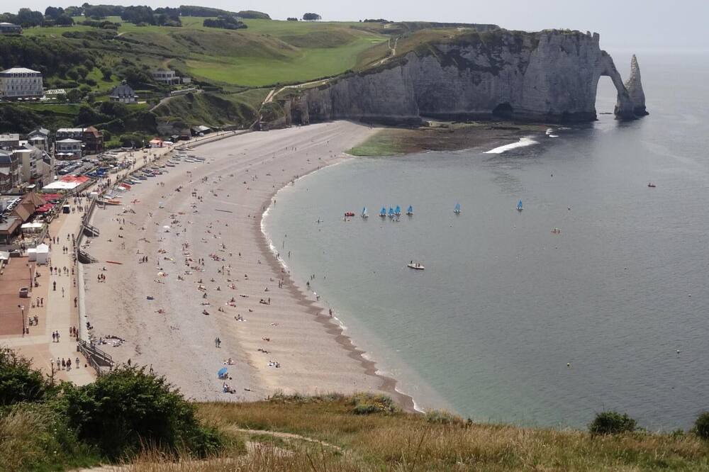 Photo of Others in Etretat