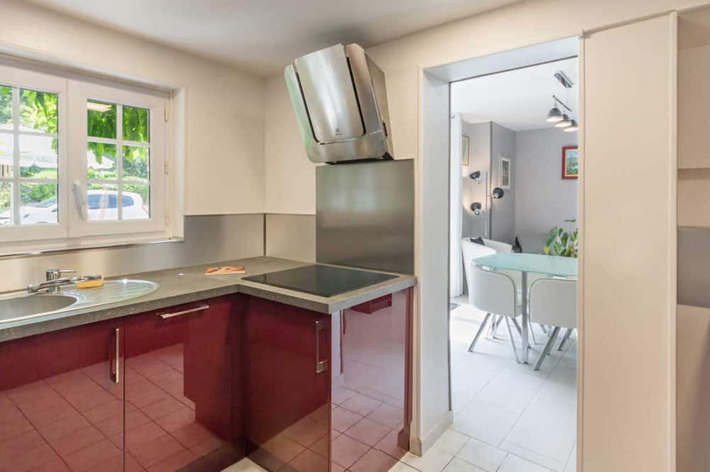 Photo of Kitchen in Saint-Saens