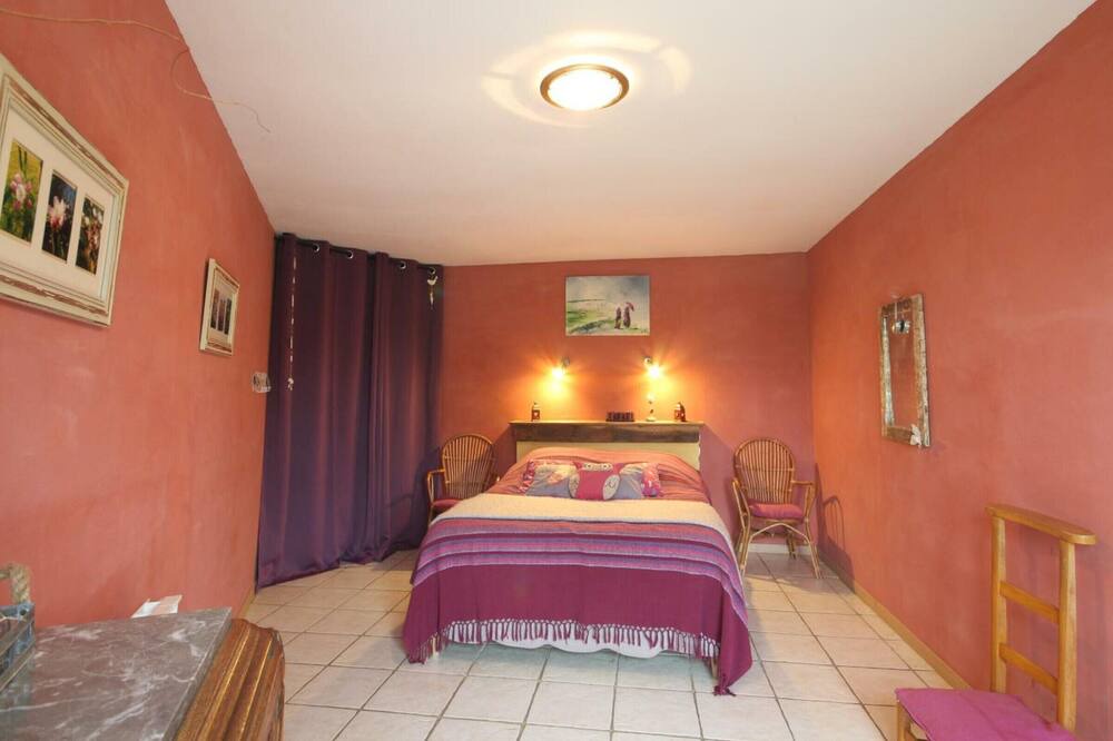 Photo of Bedroom in Gonneville-sur-Scie