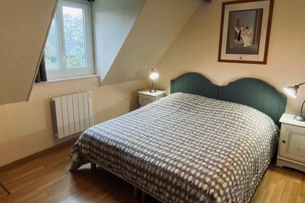 Photo of Bedroom in Villainville