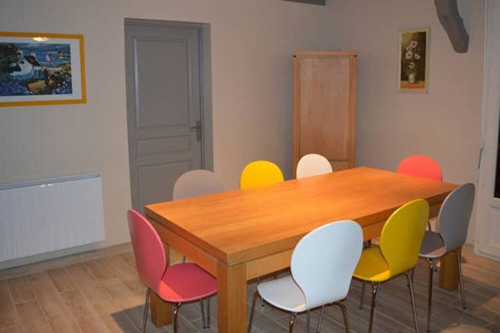 Photo of Kitchen in Villainville