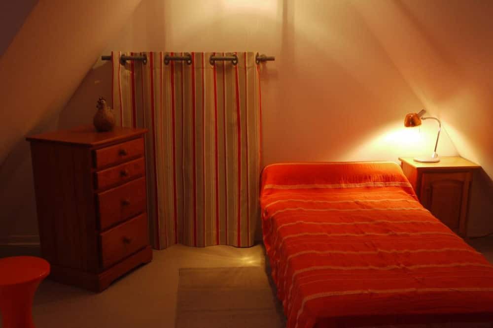 Photo of Bedroom in Saint-Antoine-la-Foret