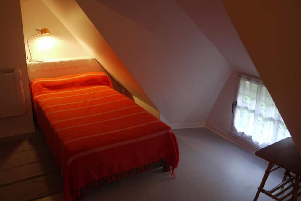 Photo of Bedroom in Saint-Antoine-la-Foret