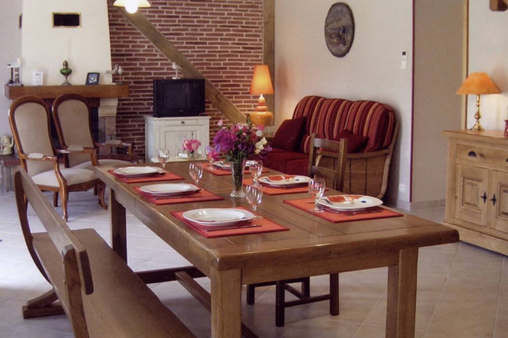 Photo of Kitchen in Saint-Martin-aux-Buneaux