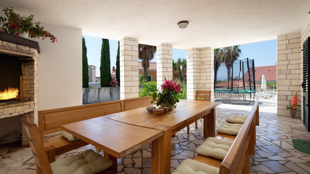 Photo of Patio Balcony in Sumartin