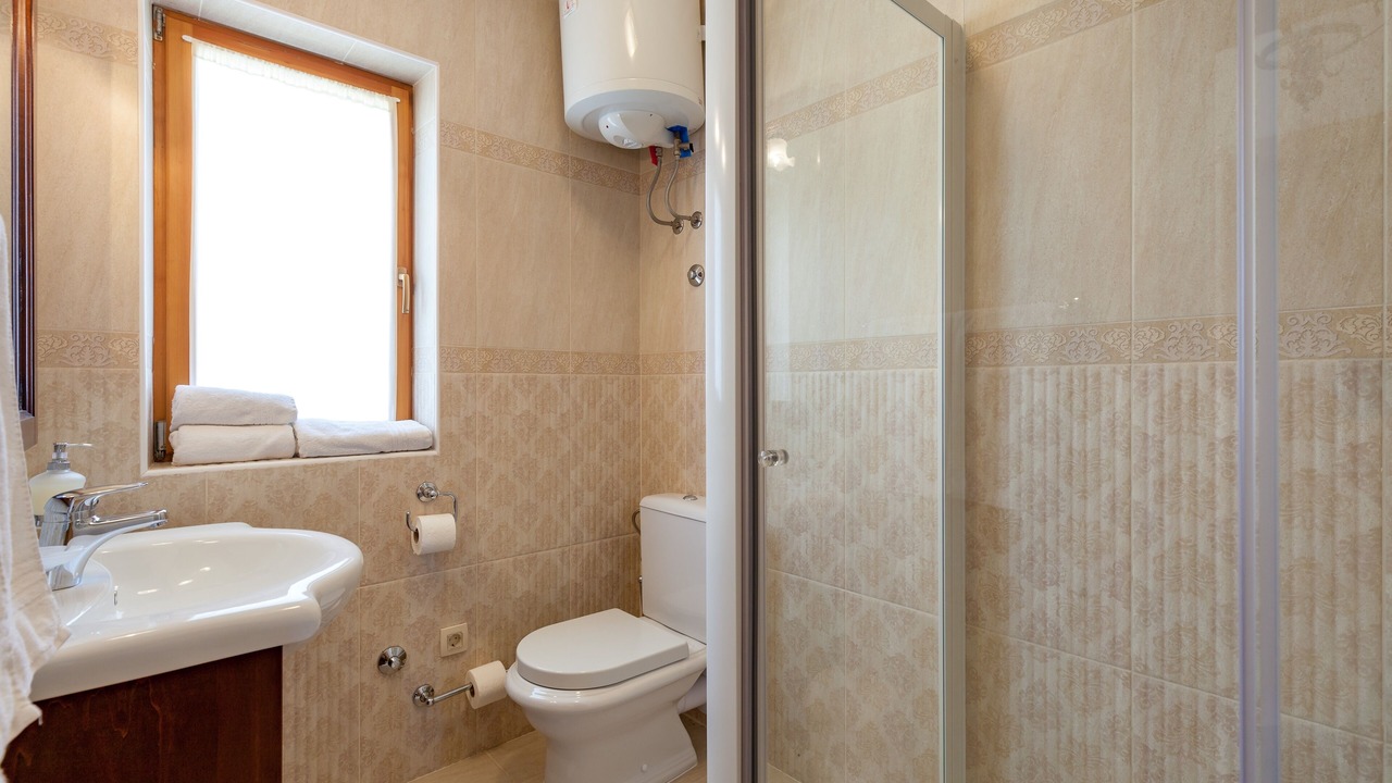 Photo of Bathroom in Sumartin