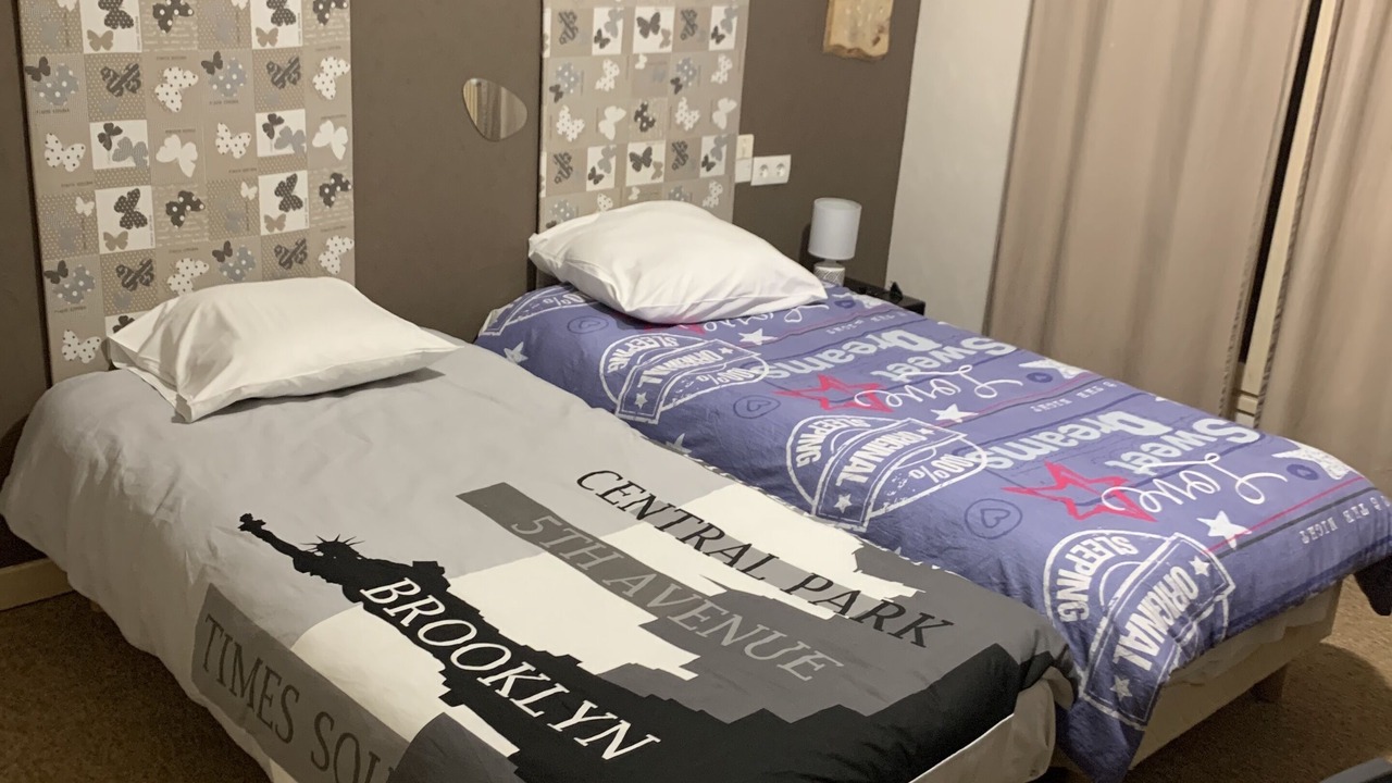 Photo of Bedroom in Geilles